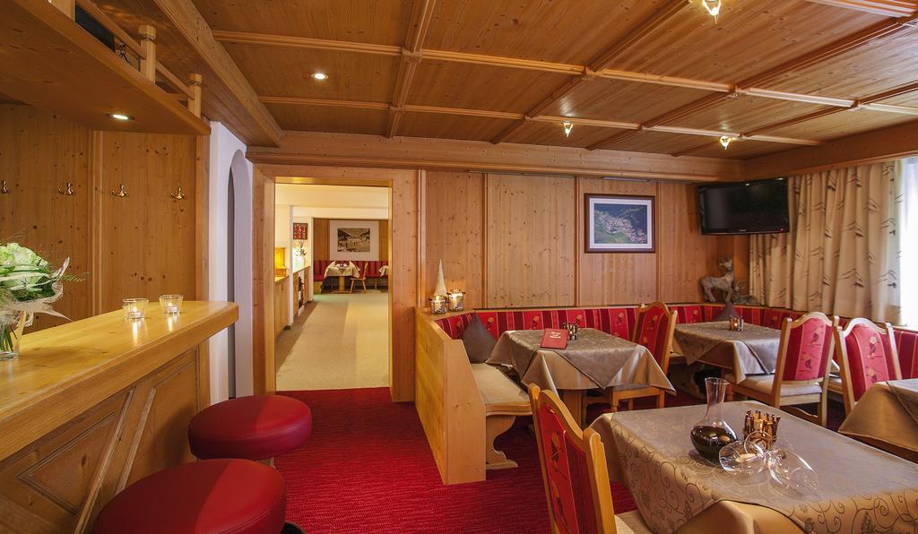 Hotel Garni Chasa Sulai อิสชเกิล ภายนอก รูปภาพ