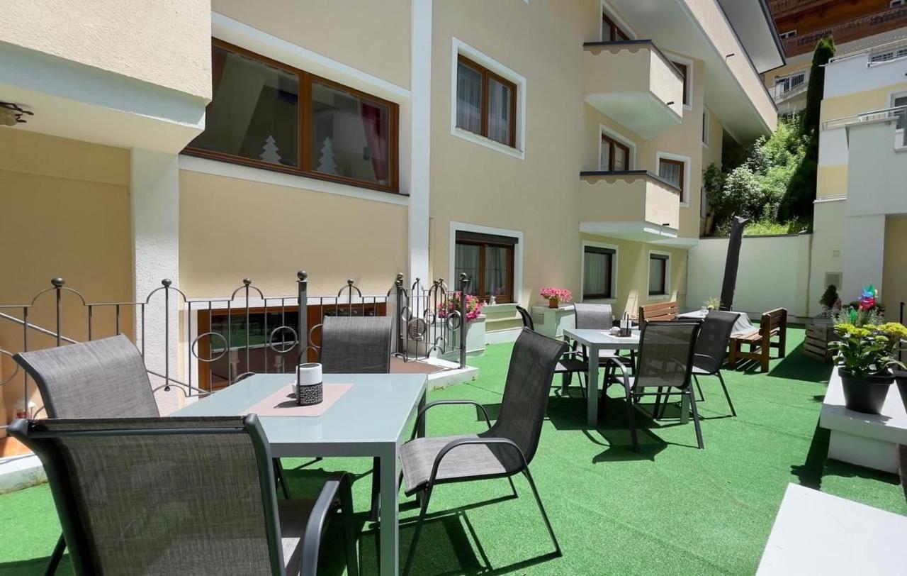 Hotel Garni Chasa Sulai อิสชเกิล ภายนอก รูปภาพ