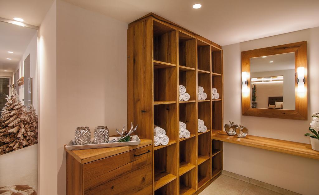 Hotel Garni Chasa Sulai อิสชเกิล ภายนอก รูปภาพ