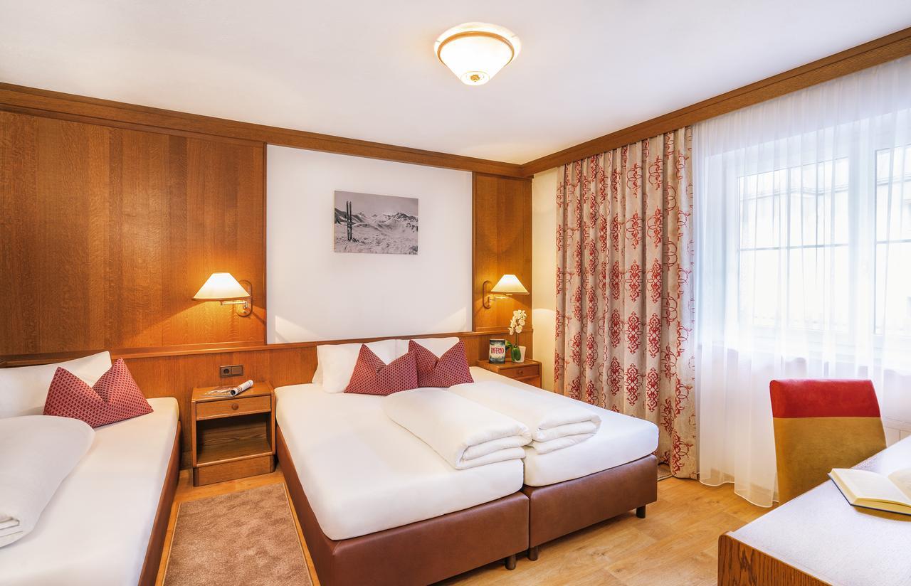 Hotel Garni Chasa Sulai อิสชเกิล ภายนอก รูปภาพ
