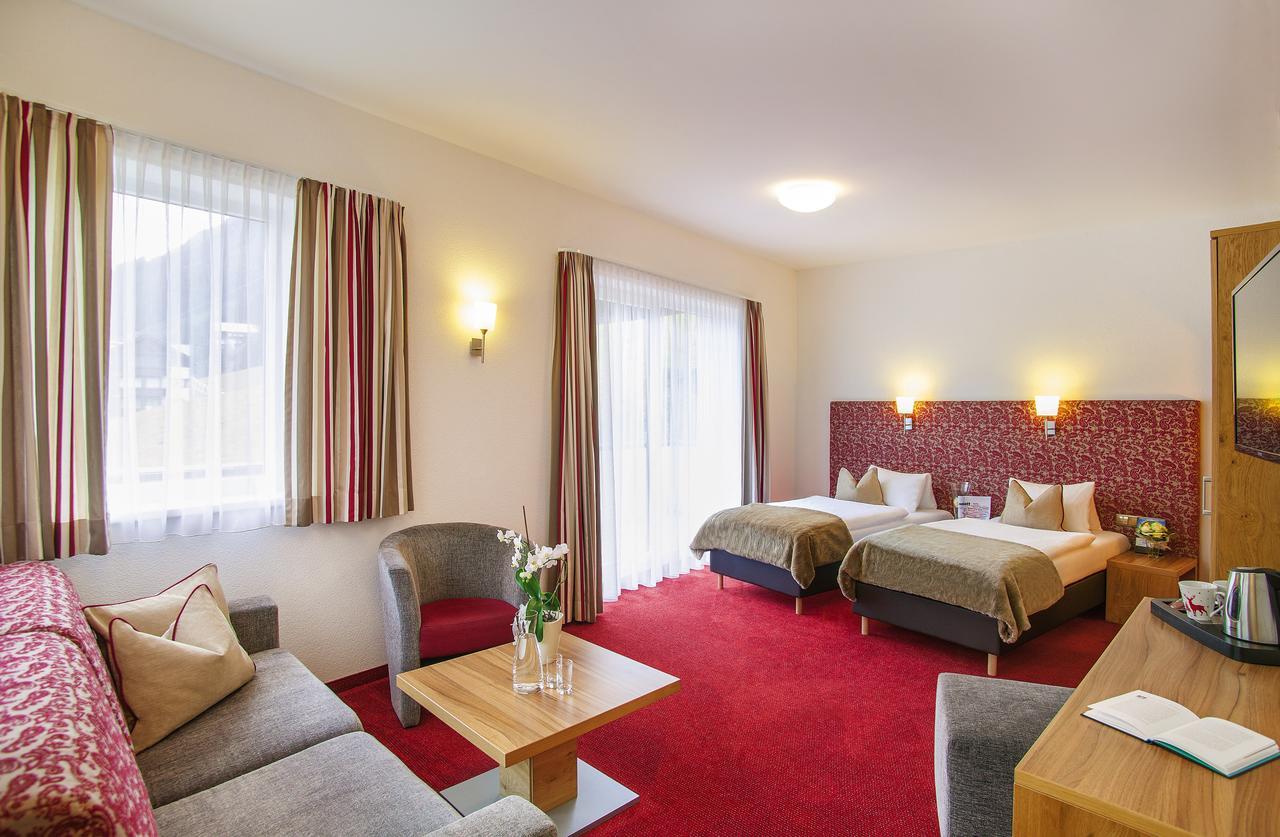 Hotel Garni Chasa Sulai อิสชเกิล ภายนอก รูปภาพ